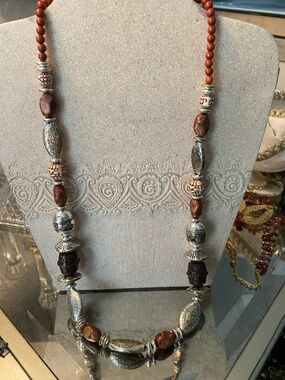 VTG AVON TRIBAL BEADED LONG  NECKLACE AND EARRINGS